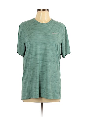 Nike Active T-Shirt (view 1)