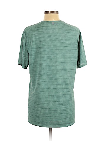 Nike Active T-Shirt (view 2)