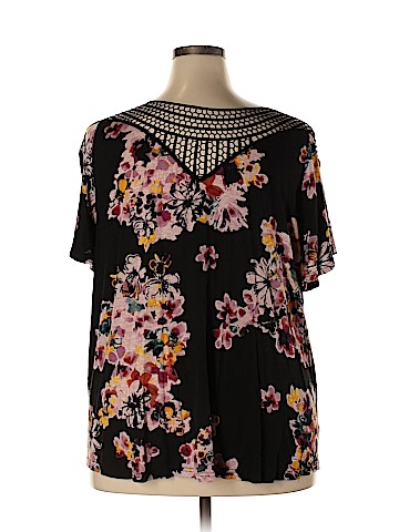 Maurices Short Sleeve Top (view 2)