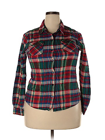 Mossimo Supply Co. Long Sleeve Button-Down Shirt (view 1)