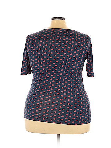 Lularoe Short Sleeve T-Shirt (view 2)