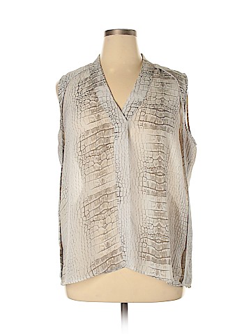 Cynthia Rowley TJX Short Sleeve Blouse (view 1)