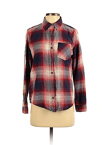 Forever 21 Long Sleeve Button-Down Shirt (view 1)