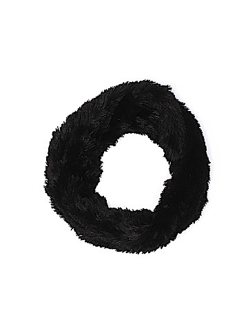 Cejon Scarf (view 1)