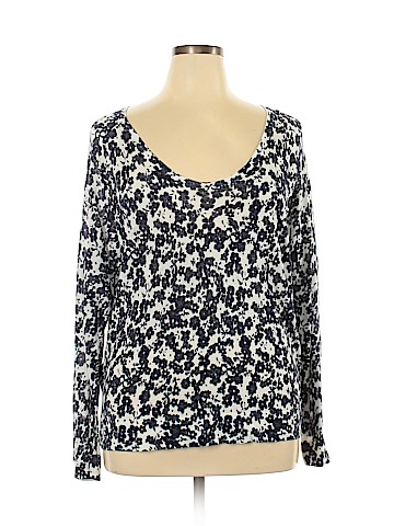 Ann Taylor LOFT Pullover Sweater (view 1)