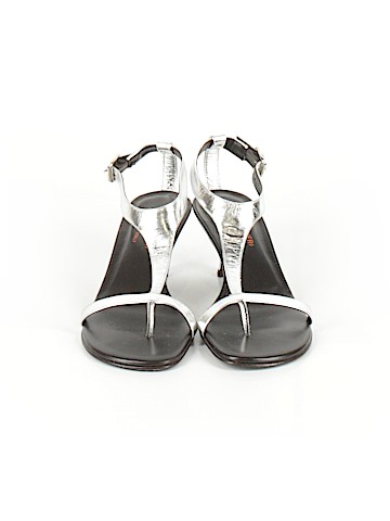 Donald J Pliner Heels (view 2)