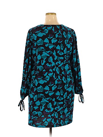 Nikkie by Nikkie Poulos Long Sleeve Top (view 2)