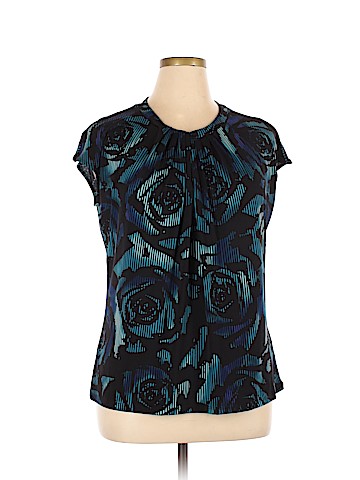 Worthington Plus Sleeveless Top (view 1)