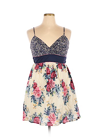 Xhilaration Casual Dress (view 1)