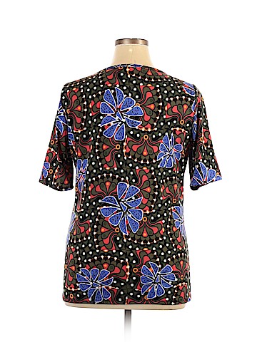 Lularoe Short Sleeve T-Shirt (view 2)