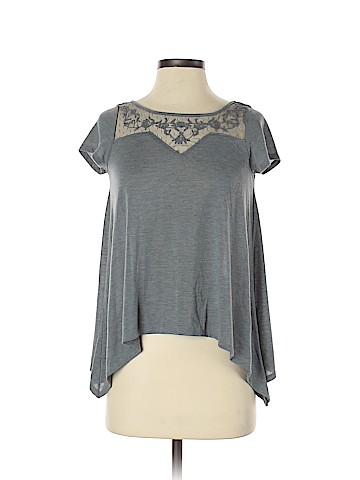 American Eagle Outfitters Short Sleeve Blouse (view 1)