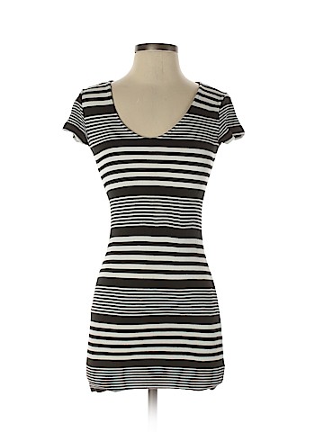 Forever 21 Casual Dress (view 1)