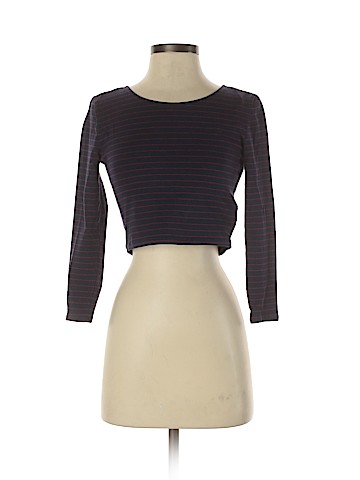 Forever 21 Long Sleeve T-Shirt (view 1)