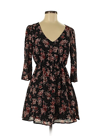 Forever 21 Casual Dress (view 1)