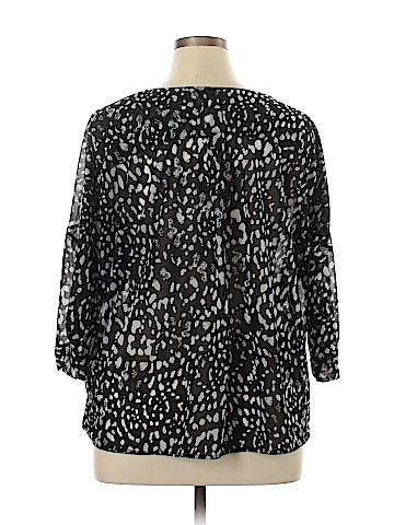 Jennifer Lopez Short Sleeve Blouse (view 2)