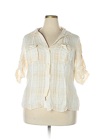 Lafayette 148 New York Short Sleeve Button-Down Shirt (view 1)