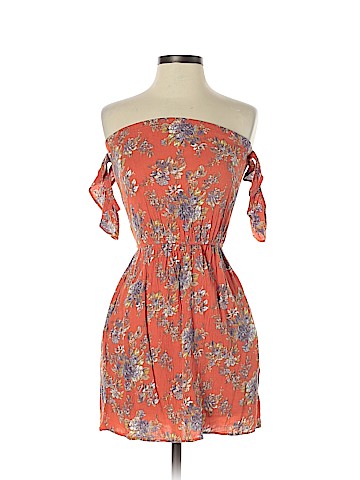 American Eagle Outfitters Casual Dress (view 1)