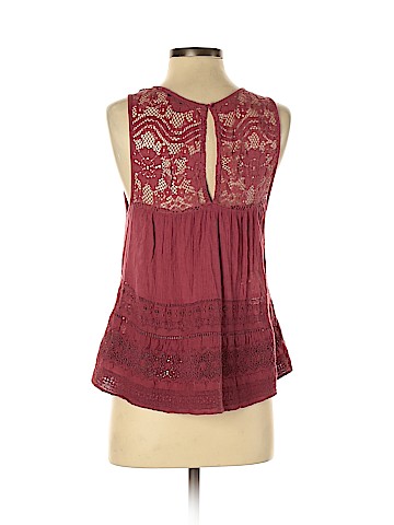 American Eagle Outfitters Sleeveless Blouse (view 2)