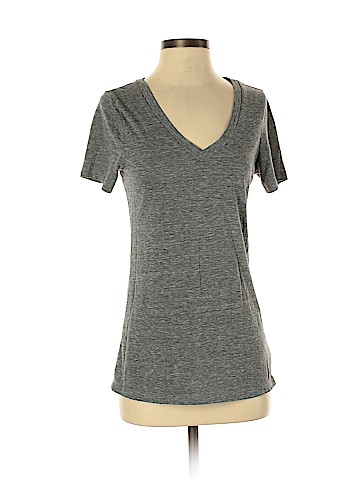 Old Navy Short Sleeve T-Shirt (view 1)