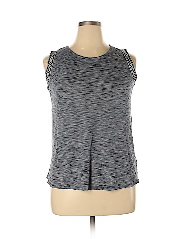 Unbranded Sleeveless Top (view 1)