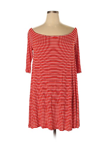 Old Navy Casual Dress (view 1)