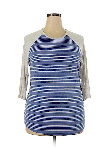 Lularoe 3/4 Sleeve T-Shirt (view 1)