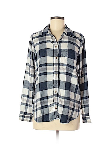 American Eagle Outfitters Long Sleeve Button-Down Shirt (view 1)