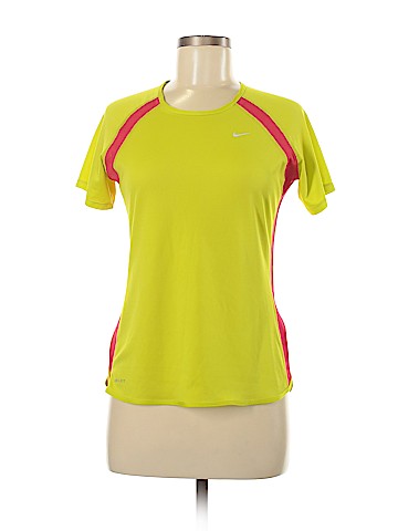 Nike Active T-Shirt (view 1)