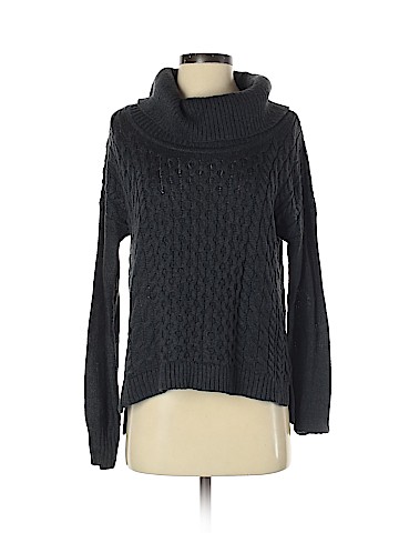American Eagle Outfitters Pullover Sweater (view 1)