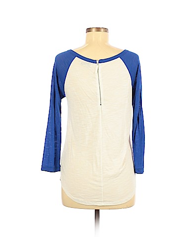 American Eagle Outfitters 3/4 Sleeve T-Shirt (view 2)