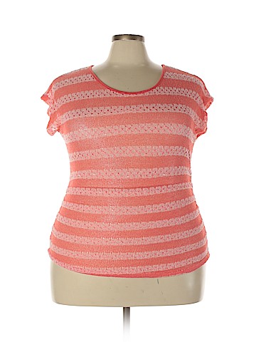 Rouge Short Sleeve Top (view 1)