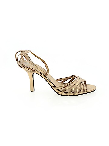 Ellemenno Heels (view 1)