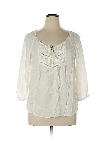 Mossimo Supply Co. 3/4 Sleeve Blouse (view 1)