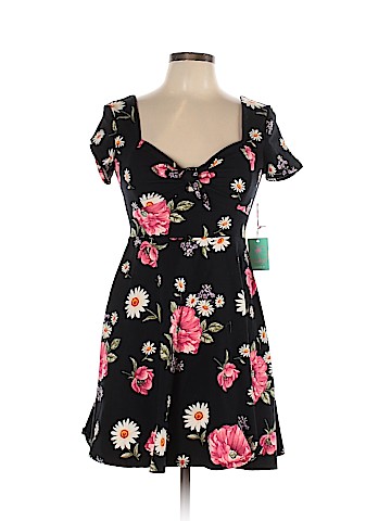 Forever 21 Casual Dress (view 1)