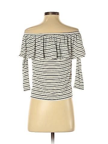 American Eagle Outfitters 3/4 Sleeve Top (view 2)