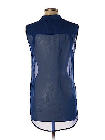 H&M Sleeveless Blouse (view 2)