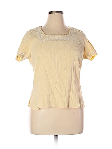 D&Co. Short Sleeve Top (view 1)