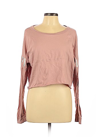 Victoria's Secret Pink Long Sleeve T-Shirt (view 1)