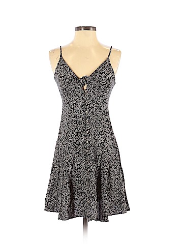 American Eagle Outfitters Casual Dress (view 1)