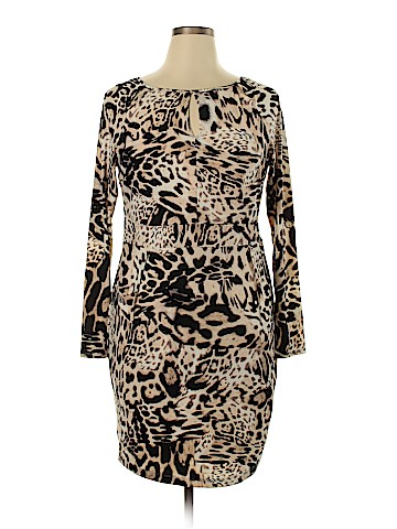 Jennifer Lopez Casual Dress (view 1)