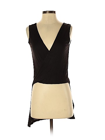 Derek Heart Sleeveless Top (view 1)