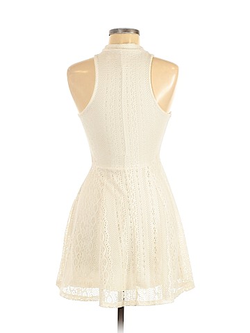 Hollister Casual Dress (view 2)