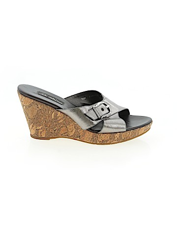 Brighton Wedges (view 1)