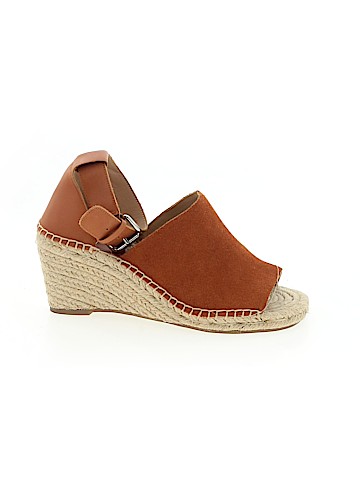 Gap Wedges (view 1)