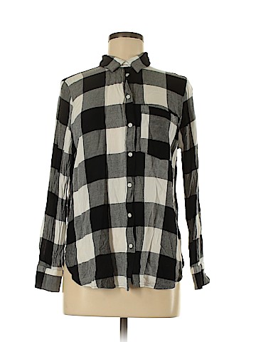H&M Long Sleeve Button-Down Shirt (view 1)