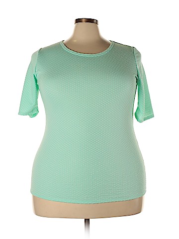 Lularoe Short Sleeve T-Shirt (view 1)