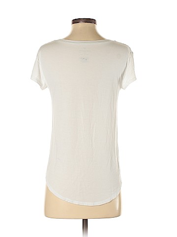 American Eagle Outfitters Short Sleeve T-Shirt (view 2)
