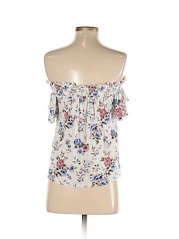 American Eagle Outfitters Short Sleeve Top (view 2)