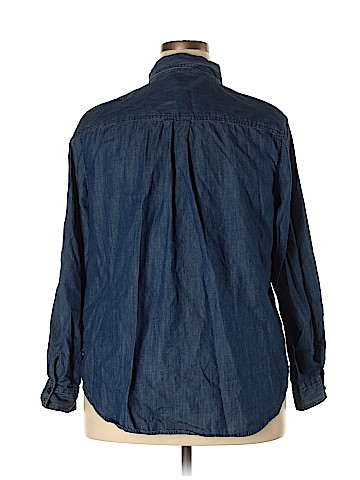 St. John's Bay Long Sleeve Button-Down Shirt (view 2)