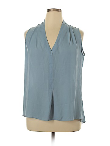 Rose & Olive Sleeveless Blouse (view 1)